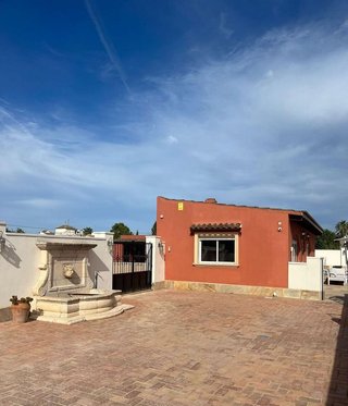 Chalet en venta en Almoradí
