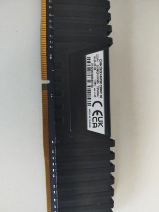 Memoria RAM Corsair Vengeance LPX DDR4
