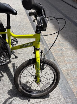 Bicicleta Sawyer de 16 pulgadas