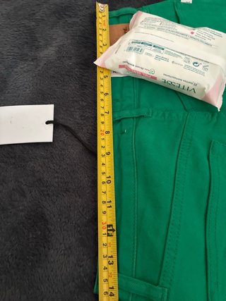 Pantalón vaquero verde