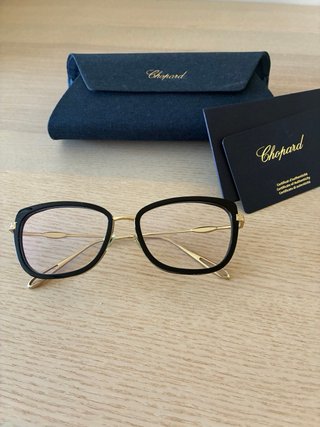 Gafas Chopard Negras y Doradas