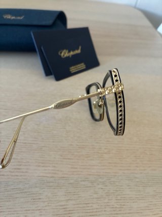 Gafas Chopard Negras y Doradas