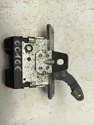 CERRADURA MALETERO / PORTON OPEL CORSA C Y17DTL 9
