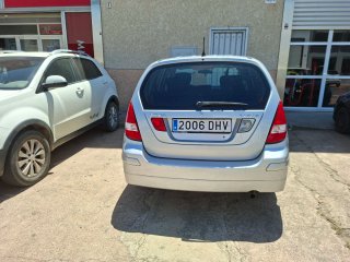 Suzuki Liana 2005