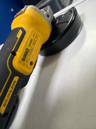 Amoladora Radial DeWalt + Batería y Cargador