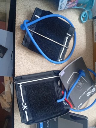 Braun ExactFit 5 Connect Tensiómetro