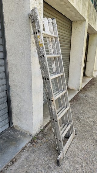 Escalera aluminio extensible 3 tramos