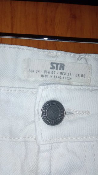 Pantalones cortos Stradivarius T.34
