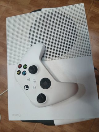 Xbox One S Blanca 1tb