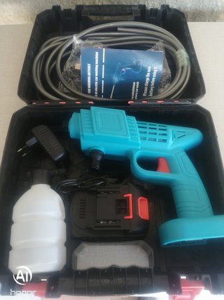 Pistola de lavado inalámbrica. De auto cebado.