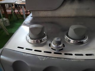 BARBACOA A GAS WEBER GENESIS