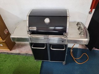 BARBACOA A GAS WEBER GENESIS