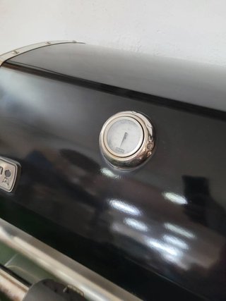 BARBACOA A GAS WEBER GENESIS