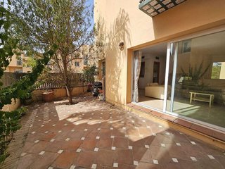 Casa pareada en venta en Nueva Andalucía centro en Marbella