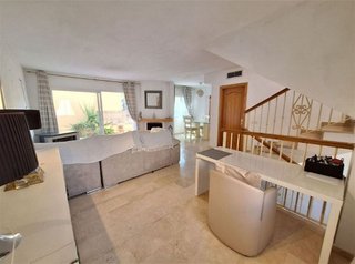 Casa pareada en venta en Nueva Andalucía centro en Marbella