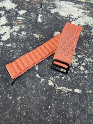 Pulseira Alpine Loop Apple Watch Laranja