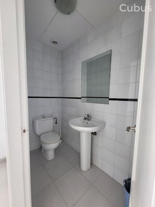Local comercial en alquiler en Olot