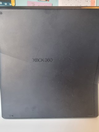 Xbox 360 Slim Negra + 2 Mandos + 2 Juegos