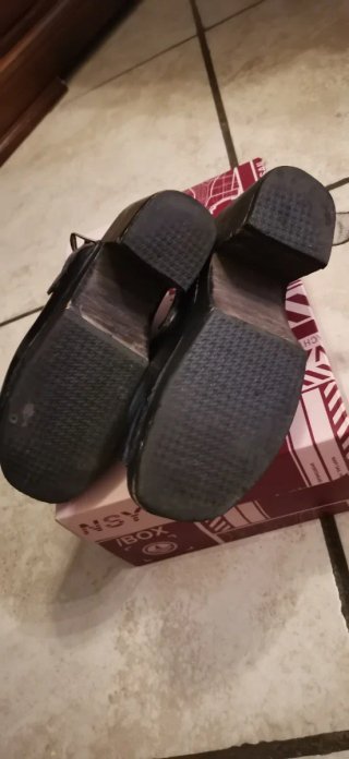Scarpe in vera pelle nere tg 38
