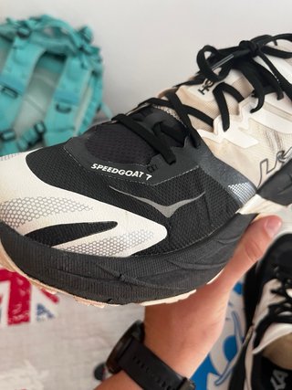 Hoka Speedgoat 7