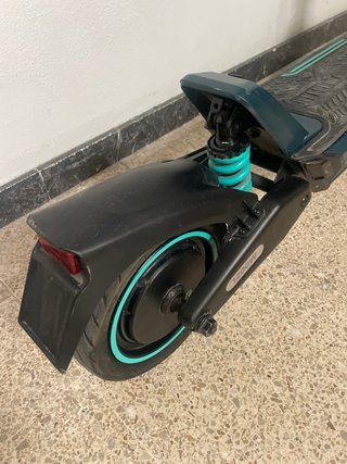 COMO NUEVO Patinete electrico