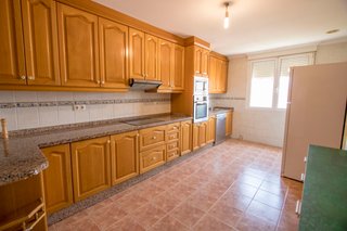 Piso con doble garage cerrado, terraza privada 60m