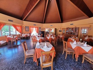 Restaurante en venta en Calaburra - Chaparral en Mijas