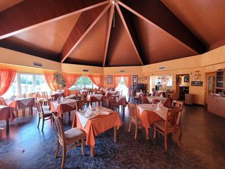 Restaurante en venta en Calaburra - Chaparral en Mijas