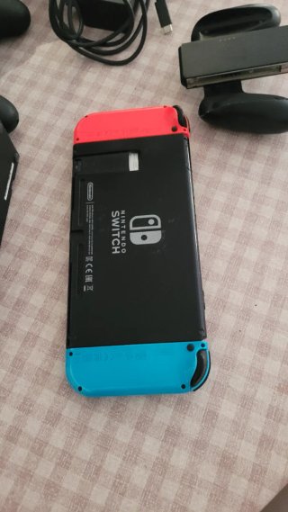 Nintendo Switch + Accesorios