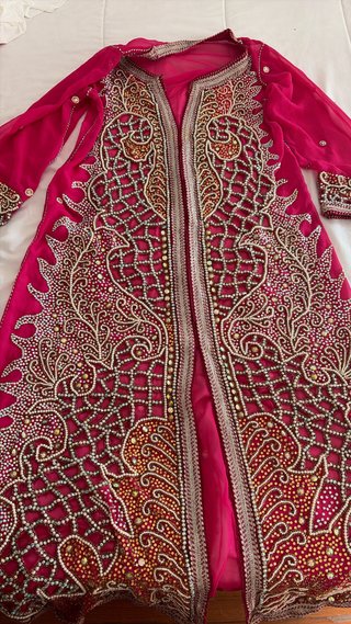 Vestido de fiesta bordado talla única negociable