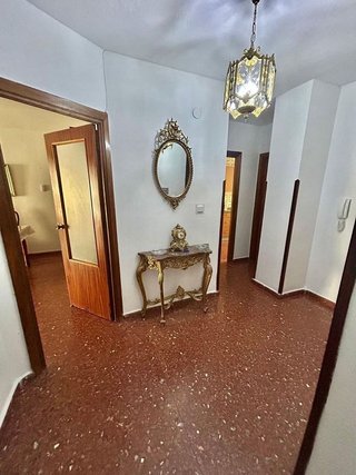 Piso en alquiler en Peñamefecit - Avda Barcelona en Jaén