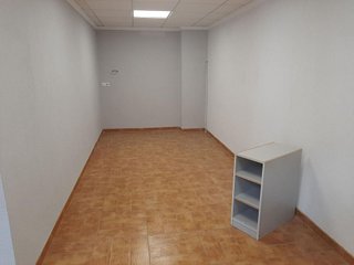 Local comercial en alquiler en La Paz en Villena