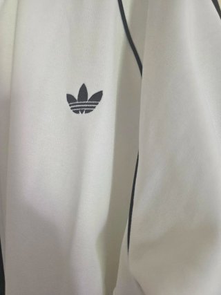 Sudadera Adidas Vintage Blanca y Negra