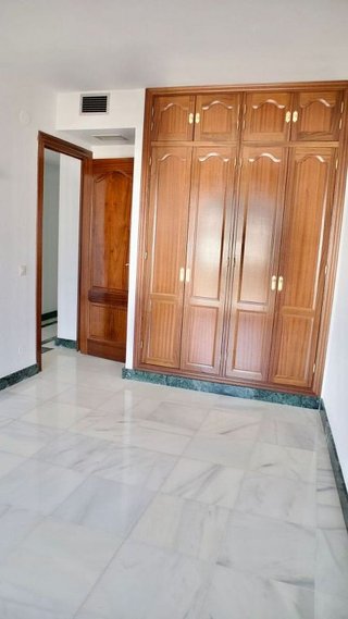 Piso en alquiler en Centro Urbano en Estepona
