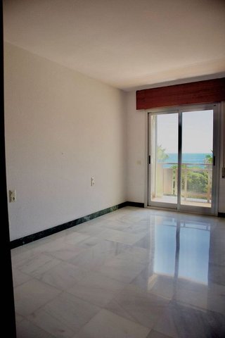 Piso en alquiler en Centro Urbano en Estepona
