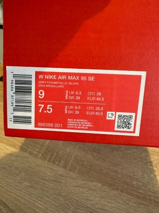 Nike Air Max 95 Plata y Blanco