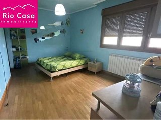 Chalet en venta en Lardero
