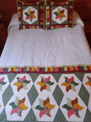 Patchwork.Pie de cama patchwork hexagonal
