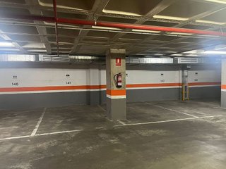 Garaje en alquiler en Altozano - Conde Lumiares en Alicante