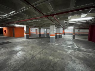 Garaje en alquiler en Altozano - Conde Lumiares en Alicante