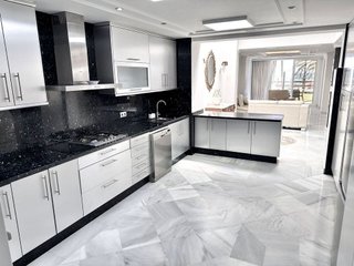 Dúplex en alquiler en Puerto Banús en Marbella