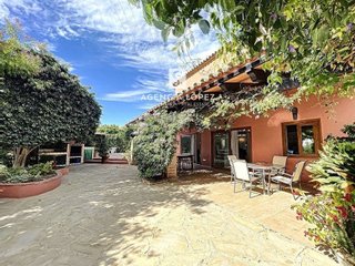Chalet en venta en Zona Norte en Estepona