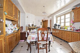 Chalet en venta en Lucena
