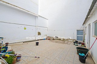 Chalet en venta en Lucena