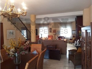Casa adosada en venta en Almendralejo
