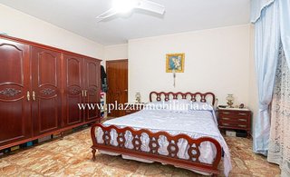 Casa en venta en Lucena