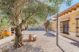 Chalet en venta en Zubia (La)