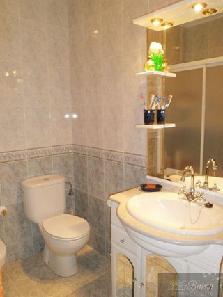Casa adosada en venta en Rute