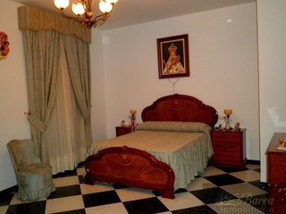 Casa adosada en venta en Rute