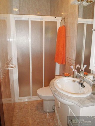 Casa adosada en venta en Rute
